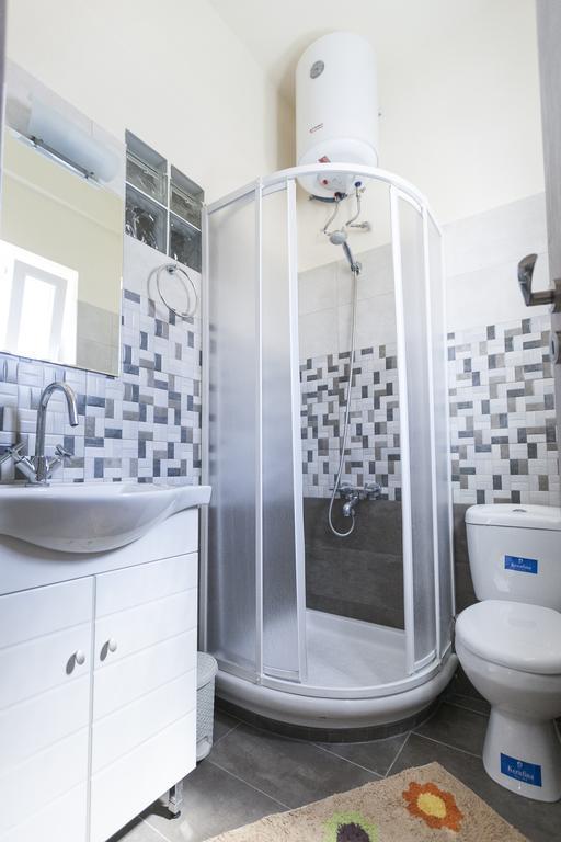 Nomads Rooms Трикала Номер фото
