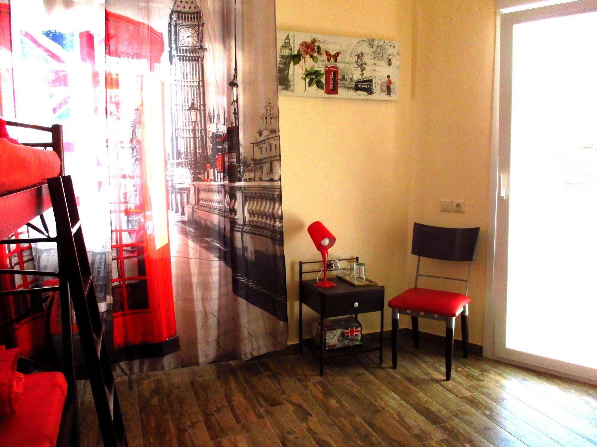 Nomads Rooms Трикала Екстер'єр фото