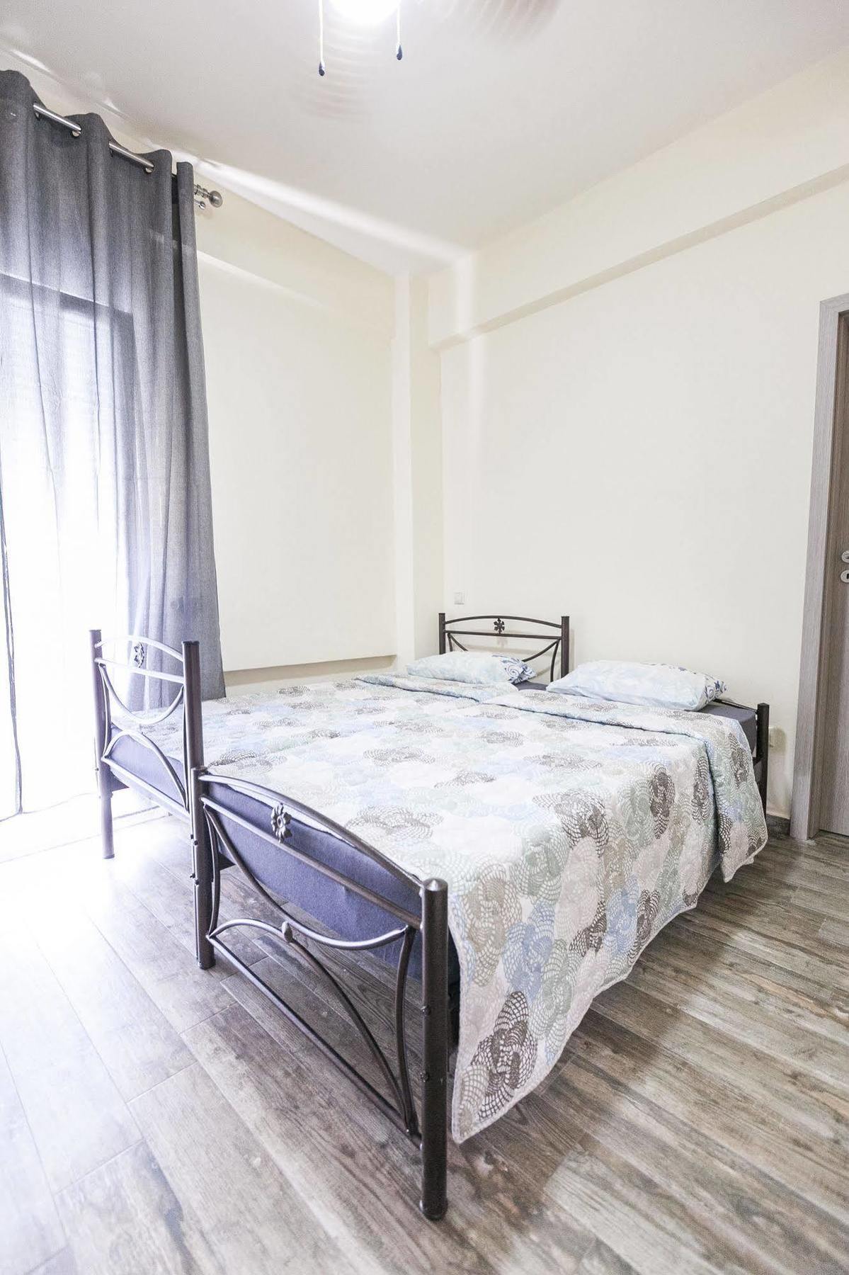 Nomads Rooms Трикала Екстер'єр фото